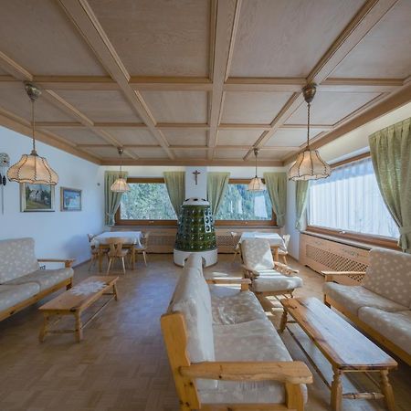 Locanda Pensione Maria Vigo di Fassa Buitenkant foto