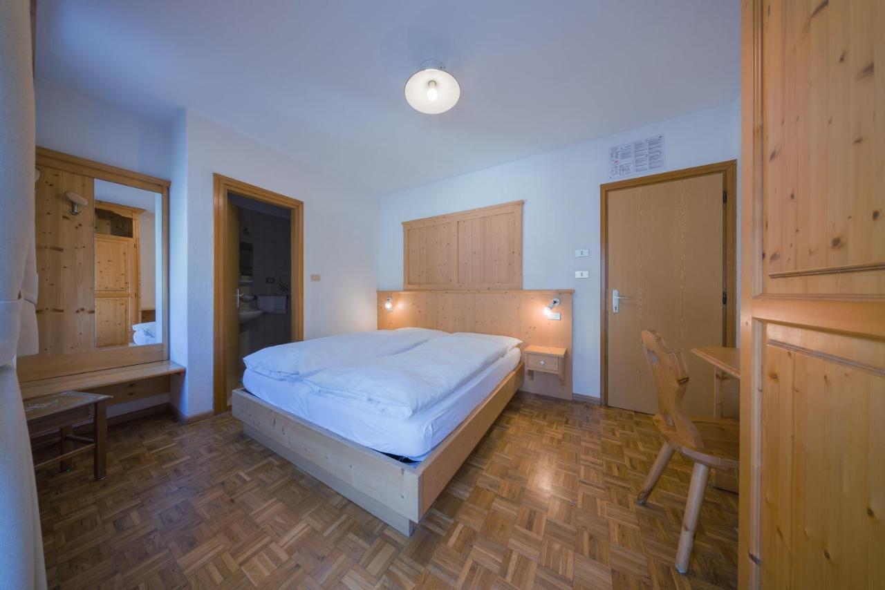 Locanda Pensione Maria Vigo di Fassa Buitenkant foto
