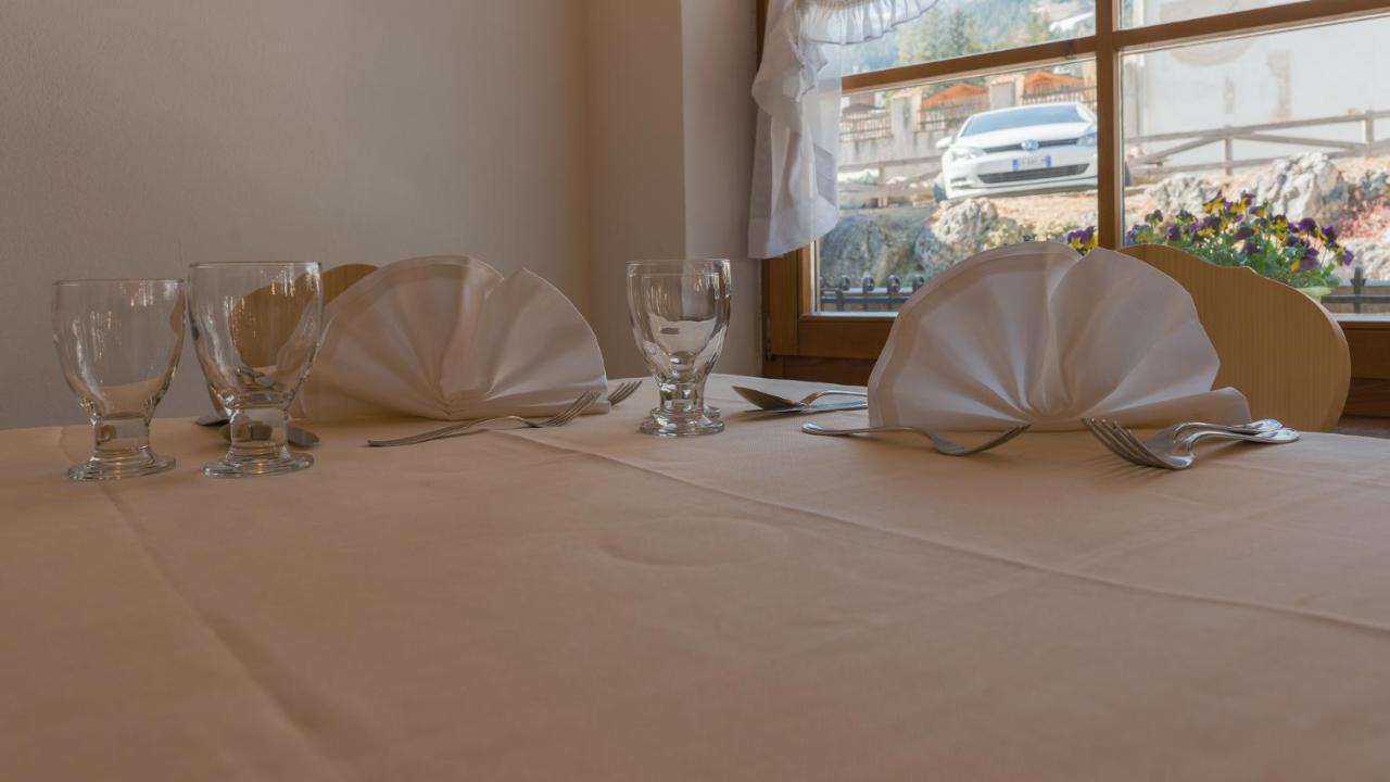 Locanda Pensione Maria Vigo di Fassa Buitenkant foto
